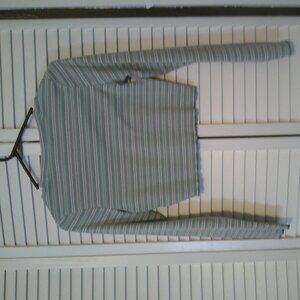 zumiez cropped long sleeve tee